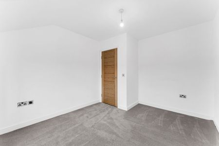 Tabley Court Moss Lane, Knutsford - Photo 2