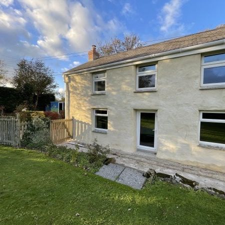 Parc Erissey, Redruth, TR16 - Photo 1