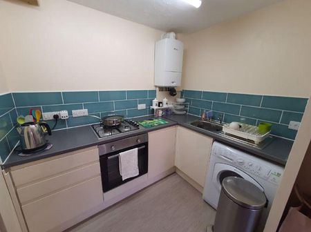 1 bedroom flat to rent - Photo 5