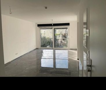 Moderne 3-Zimmer-Wohnung · 2 Bäder · teilmöbliert · Neubau 2021 - Foto 1