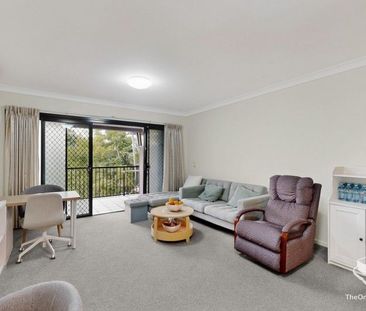 Furnished 2B2B Apartment at heart of Toowong - Photo 1