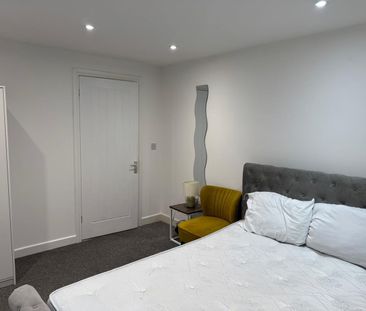 Room in a Shared Flat, Old Kent Road, SE15 - Photo 2