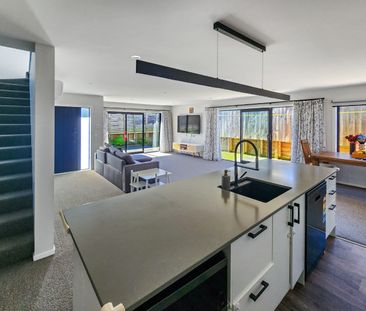 Upper Hutt Living - Photo 3