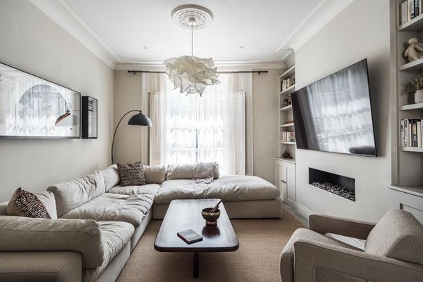 4 bedroom terraced house to rent - Photo 1