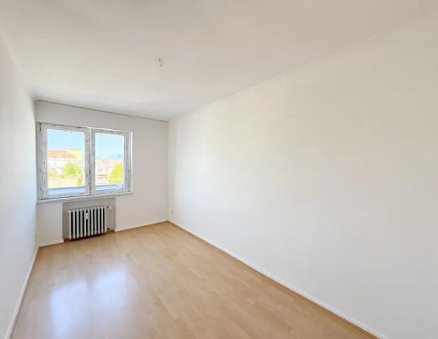 ATTRAKTIVE ZWEI-ZIMMER WOHNUNG ZU MIETEN! - Photo 1