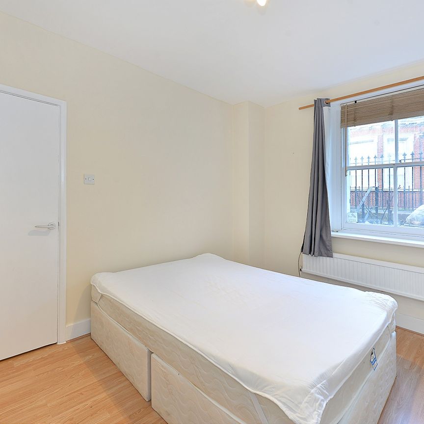 Southcombe Street, West Kensington, London, W14 - Photo 1