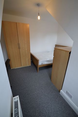 1 bedroom single room to rent - Photo 5