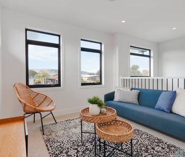 Brand New Fully Furnished Coastal Home - Photo 2