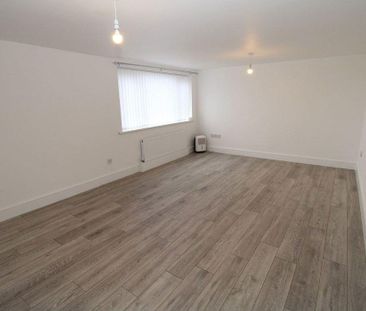 Mallowburn Crescent, Kenton, Newcastle upon Tyne, Tyne and Wear, NE... - Photo 2