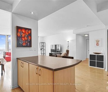 For Lease - 2760 Carousel Crescent Unit# 1412, Blossom Park - Airpo... - Photo 3