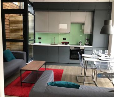 2 bedroom semi-detached house to rent - Photo 3