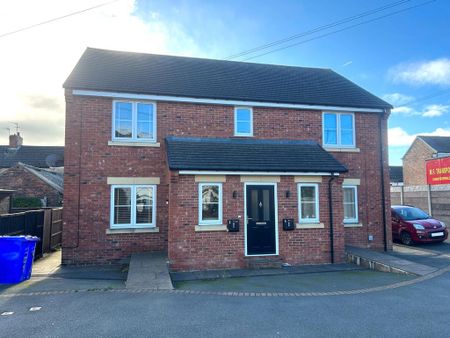 1 bedroom ground floor flat to rent - Photo 5