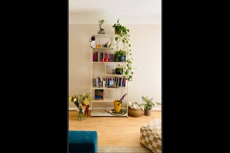 3 Bed Flat, Woodseer Street, E1 - Photo 2