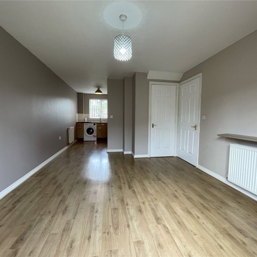 White Rose Avenue, Mansfield, Nottinghamshire, NG18 - Photo 1