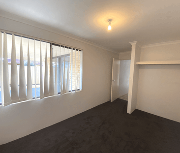 Low Maintenance Family Home! - Photo 4