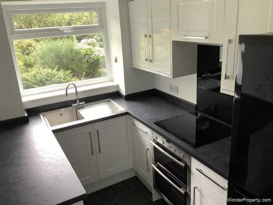 3 bedroom property to rent in Macclesfield - Photo 1