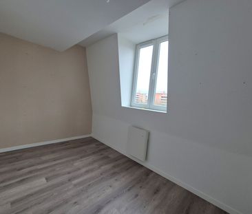Location Appartement 4 pièces 67m² - Photo 4