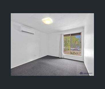 Spacious Family Home in Convenient Location - Photo 4