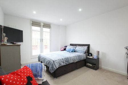 1 Bedroom Apartment, St. John’S Hill, Clapham Junction - Photo 5