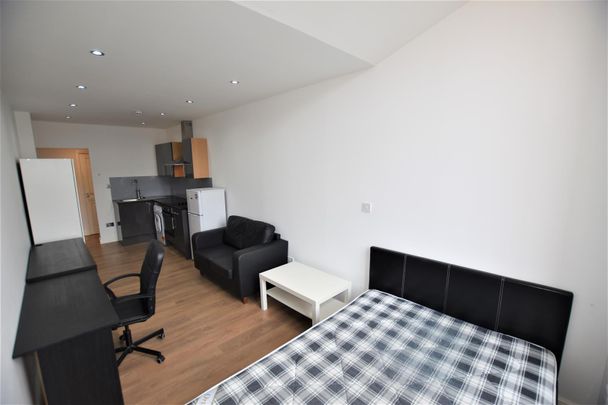 Albion Street - Photo 1