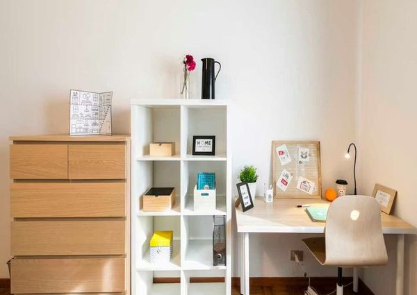 Via Ginestre, Cesano Boscone, Lombardy 20090