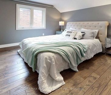 For Lease - 18 Love Court Unit# 3rd Floor Bedroom, Richmond Hill, O... - Photo 4