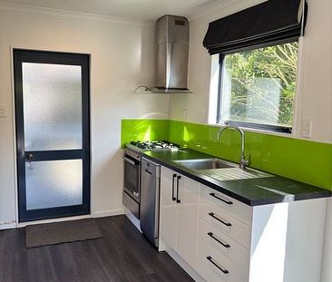 Cute Cottage in Cashmere Avenue - Photo 1