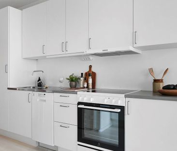 Responsgatan 36, Midsommarkransen - Photo 1