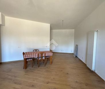 Porzione di bifamiliare in affitto - Photo 2