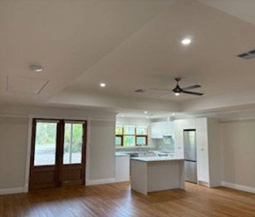 Caraway Cottage: Brand-New 1-Bedroom Cottage on acreage Just 6km fr... - Photo 6