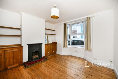 3 bedroom house to rent Cobden Road, Brighton, East Sussex, BN2 - Photo 4