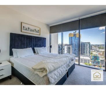 “Lux living and amazing city view” - Photo 6