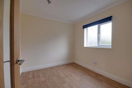 Station Road, Northiam, TN31 - Photo 2