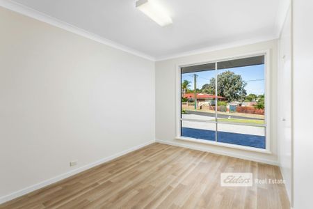 LIFESTYLE HOME IN SOUGHT AFTER LOCATION! - Photo 2