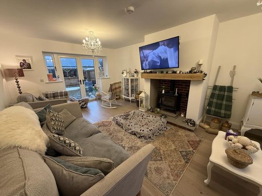 4 bedroom house to rent - Photo 1