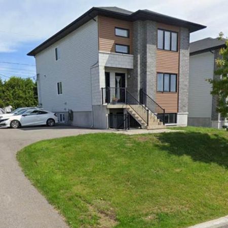 4 et demi à louer 1445$ pour 1er mars (flexible) Saint-Jérôme secteur Bellefeuille - Photo 4