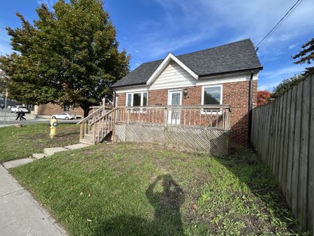 For Lease - 35 Mack Avenue, Toronto, Ontario - Photo 3