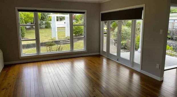 Spacious 3-Bedroom Home with Rumpus & Fully Fenced Yard - Onerahi - Photo 1