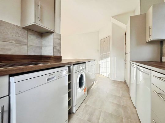 Ellerdine Road, Hounslow, TW3 2PX - Photo 1