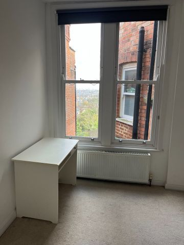 2 Bed Maisonette, Muswell Hill Broadway, N10 - Photo 4