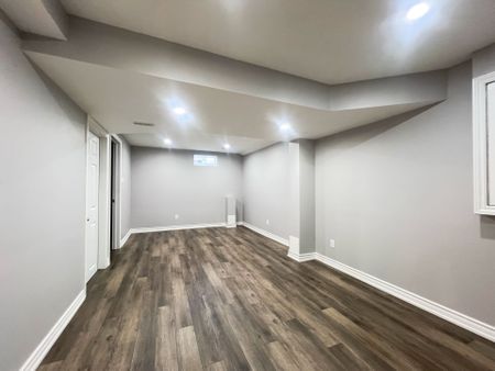 For Lease - 27 Leadenhall Road, Brampton, Ontario - Photo 3