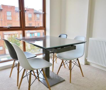 2 bedroom apartment to rent - Photo 5