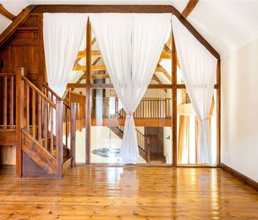 A beautifully presented barn conversion situated in a desirable rur... - Photo 1