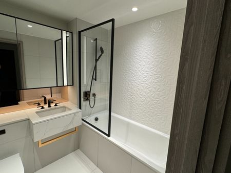 1 Bed Flat, Aspen Canary Wharf, E14 - Photo 2