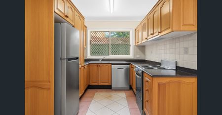 Townhouse living - Photo 5