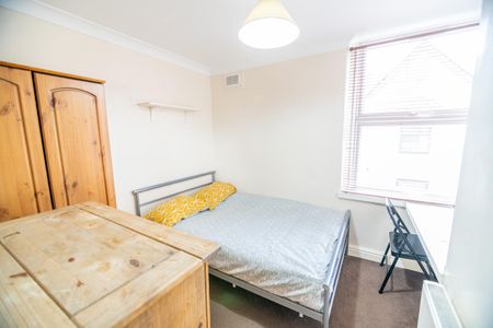 18 Gordon Street - Photo 4