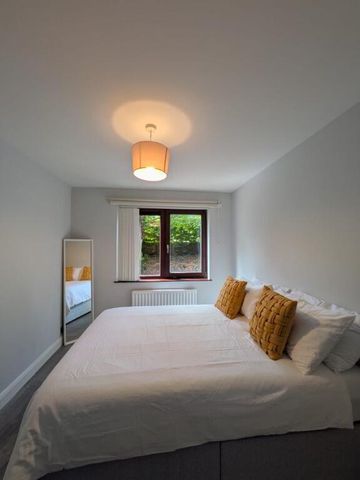 2B Stranmillis Court, Belfast, BT9 5FB - Photo 4