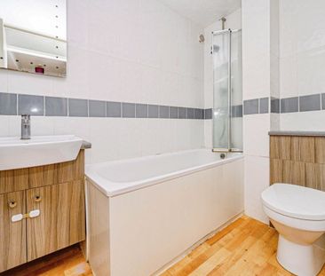 Datchet Close - Photo 5