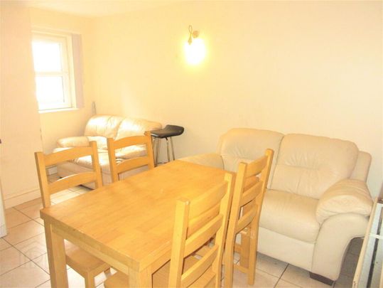 4 Bedroom Apartment, 53b Agincourt Avenue, University Quarter, Belfast, BT7 1QA - Photo 1