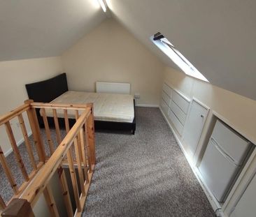 Room in a Shared House, Chalgrove Road, N17 - Photo 3